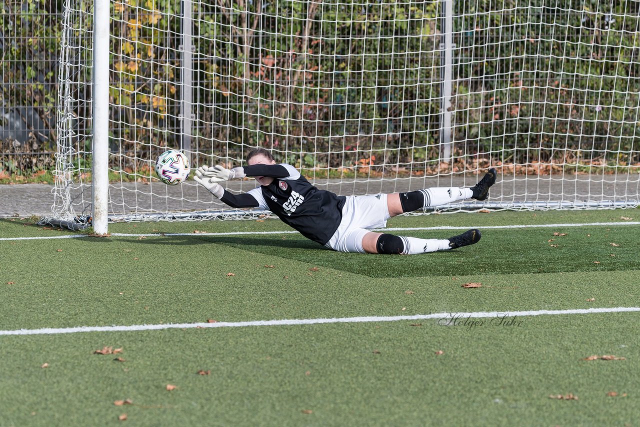 Bild 142 - F Fortuna St. Juergen - SV Wahlstedt : Ergebnis: 3:0